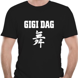 [S-5XL]【Chic Tops】เสื้อยืดลําลอง ลาย Gigi DAgostino Music Deejay Disk สําหรับผู้ชาย 032800 Gildan เสื้อยืด ผ้าฝ้าย 100%