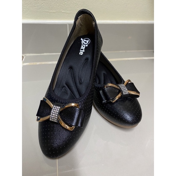 รองเท้าคัชชู by D'arte รหัส D53-18100 สีดำ