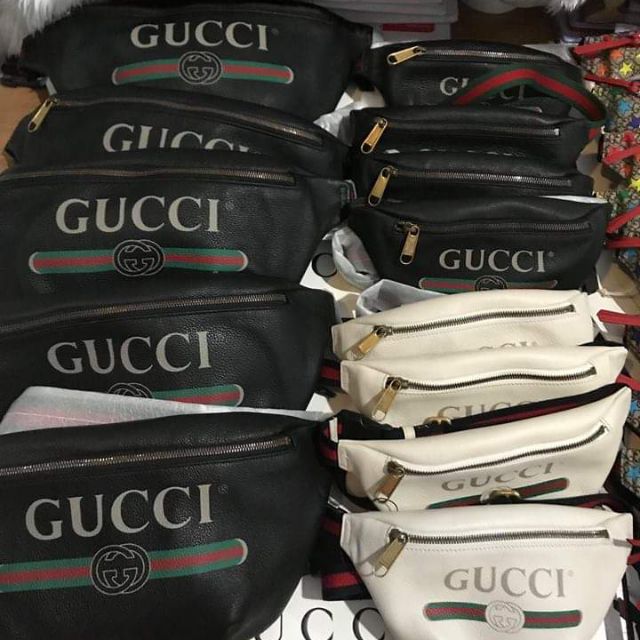 Gucci  belt bag ใบใหญ่ มีสีดำและขาว ของแท้100%