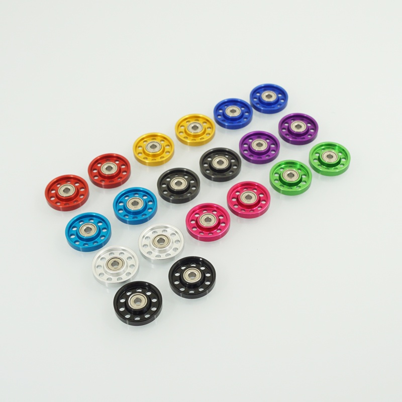 โรลเลอร์ 13ม.ม. แบบรู สำหรับรถ mini4wd(13mm 10 holes roller for mini 4wd car)