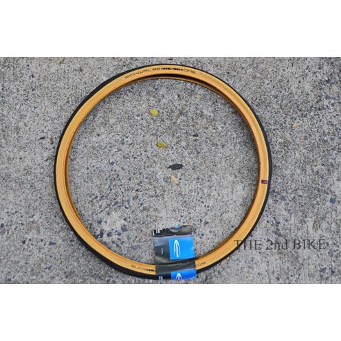 ยางนอกชนิดลวด SCHWALBE รุ่น ONE ขนาด 20x1 1/8 (28-451) สีดำแก้มแก้ว จำนวน 1 เส้น