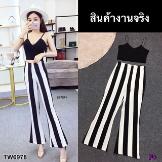 👗Pfashion [ส่งไว!!🚛] P6978 Set เสื้อสายเดี่ยว+กางเกงลายริ้ว  Set single-breasted shirt + striped pants