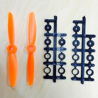 FPV Propeller : 4x4.5 L+R - สีส้ม (4ใบ)