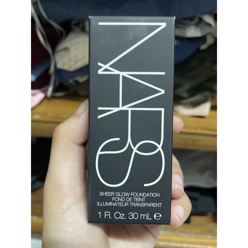 Nars Sheer Glow สี Fiji ขนาด 30 ml. พร้อมกล่องฉลากไทย