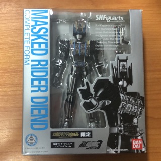 S.h.figuarts kamen rider diend complete form