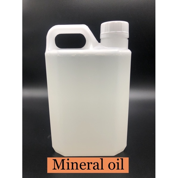 mineral oil หรือ white oil