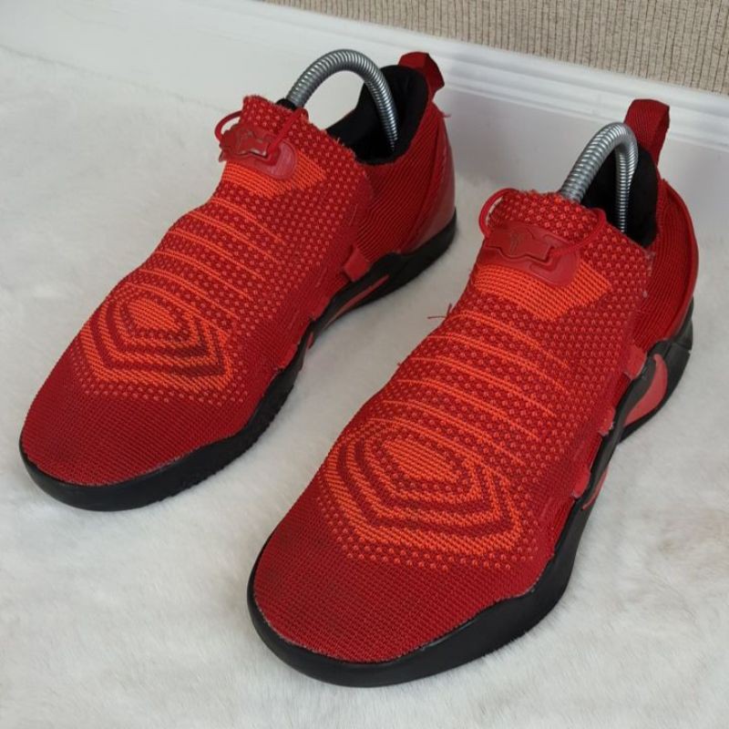 รองเท้ามือสอง Nike Kobe A.D. NXT University Red (Size 41 / 26 Cm.)