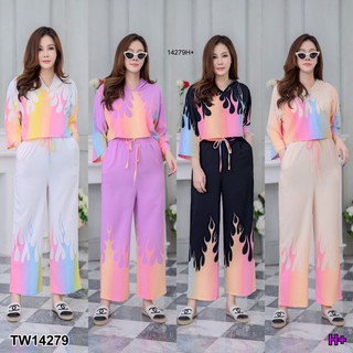 GN14279  **รบกวนสอบถามstockก่อนสั่งซื้อจ้า**  Set #สาวอวบ เสื้อฮู้ดแขนยาว+กางเกงเอวสูง ลายไฟ