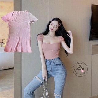 ☂️เสื้อไหมพรม ทรงคอเหลี่ยมโชว์เนิน ปังมากๆเซ็กซี่สุดๆงานนำเข้า ทรงสวยมากๆๆ สีม่วง พาสเทล