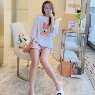 ชุดนอนเสื้อกางเกงสั้นลายดั๊ก ผ้ายืดน่ารักสุดๆ ใส่สบาย