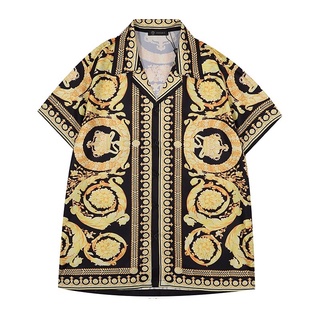 เสื้อยืดแขนสั้นลําลอง พิมพ์ลาย Medusa และกางเกงขาสั้น สองชิ้น แฟชั่นสําหรับผู้ชาย และผู้หญิง