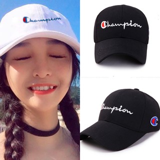 งานก๊อบ หมวกChampion Cap หมวกแชมป์เปี้ยน โลโก้ พร้อมตัวอักษร Champion (สีขาว) 149 บาท