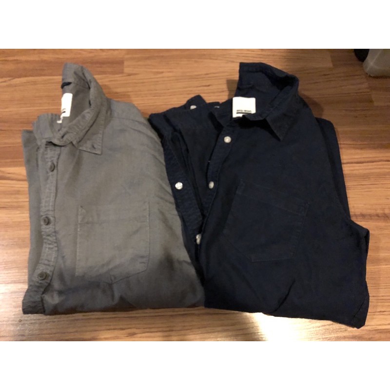 erawon  เสื้อเชิ้ตทรงสลิมมีกระเป๋า สภาพดีค่ะ