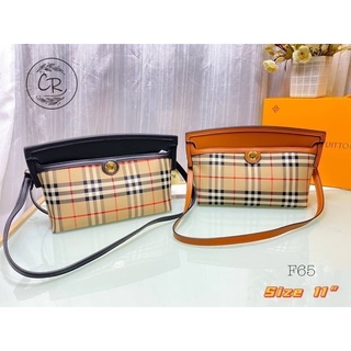 กระเป๋าสะพายข้าง burberry