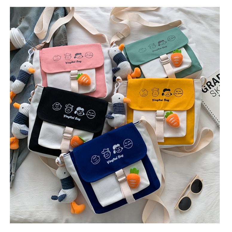 กรอกโค้ด MHB55LT ไม่มีขั้นต่ำ ลดสูงสุด 20.- พร้อมส่งสี 4สีให้เลือก กระเป๋าสะพายข้าง Cc-150