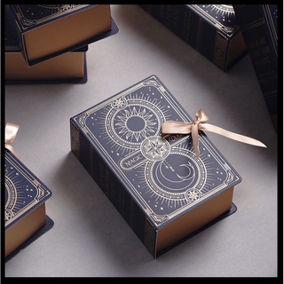 กล่องใส่ของน่ารักๆ กล่องของขวัญ ลายวงเวทมนต์ ทรงหนังสือ (พร้อมส่ง) by Mahousan Handmade✡️