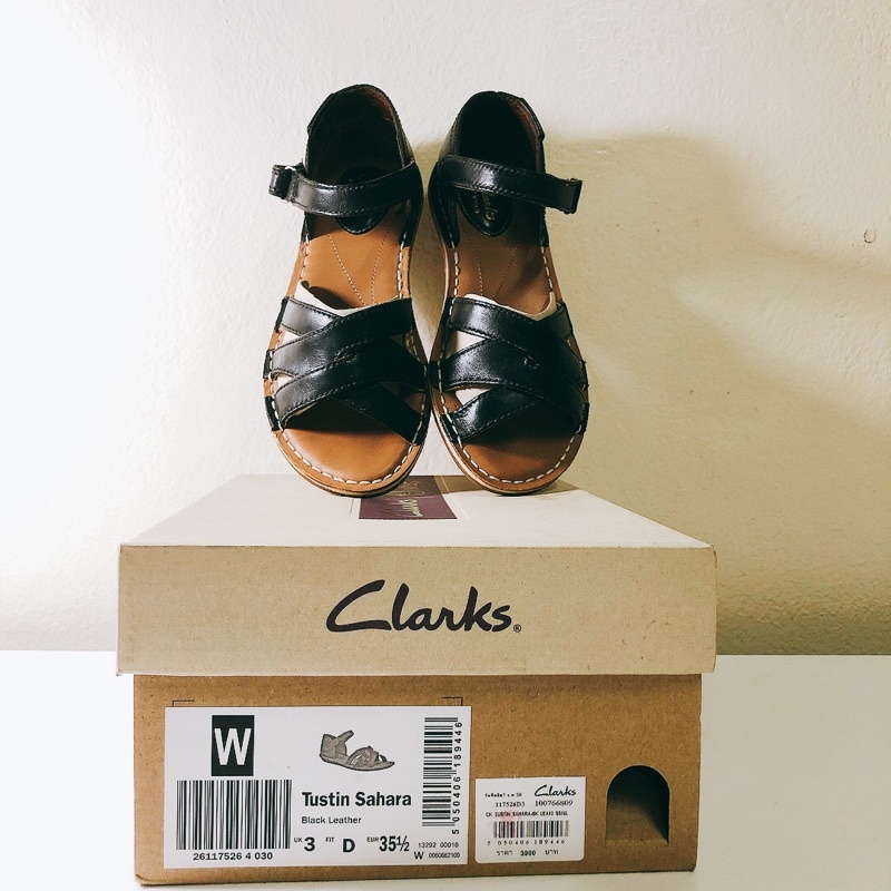 รองเท้าหนังแท้ Clarks สีดำ ไซส์ UK 3 พร้อมกล่อง