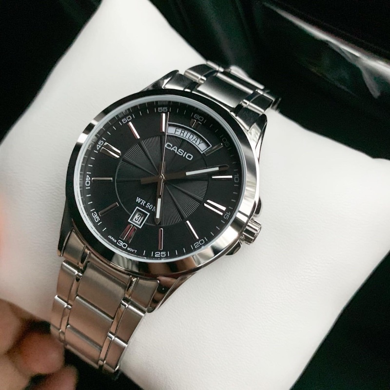 นาฬิกาผู้ชายของแท้ casio 💯%