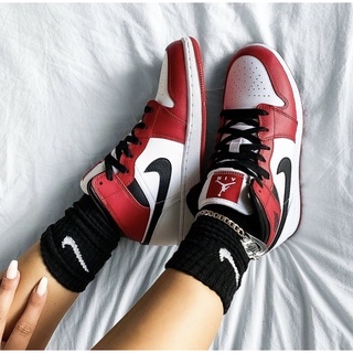 (พร้อมส่ง ของแท้100%) AIR JORDAN 1 MID CHICAGO 2020