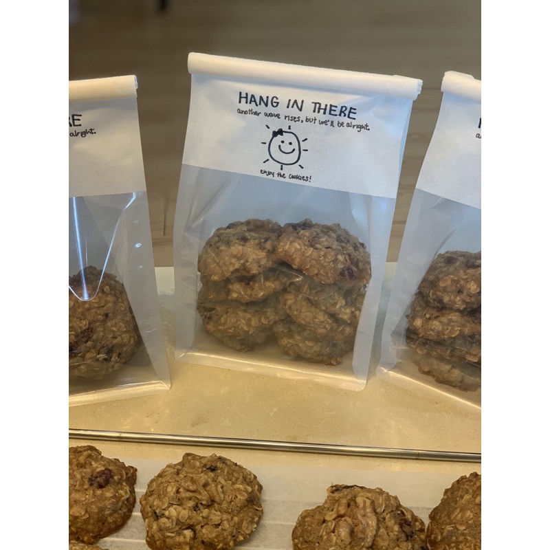 walnut cranberry oatmeal cookies