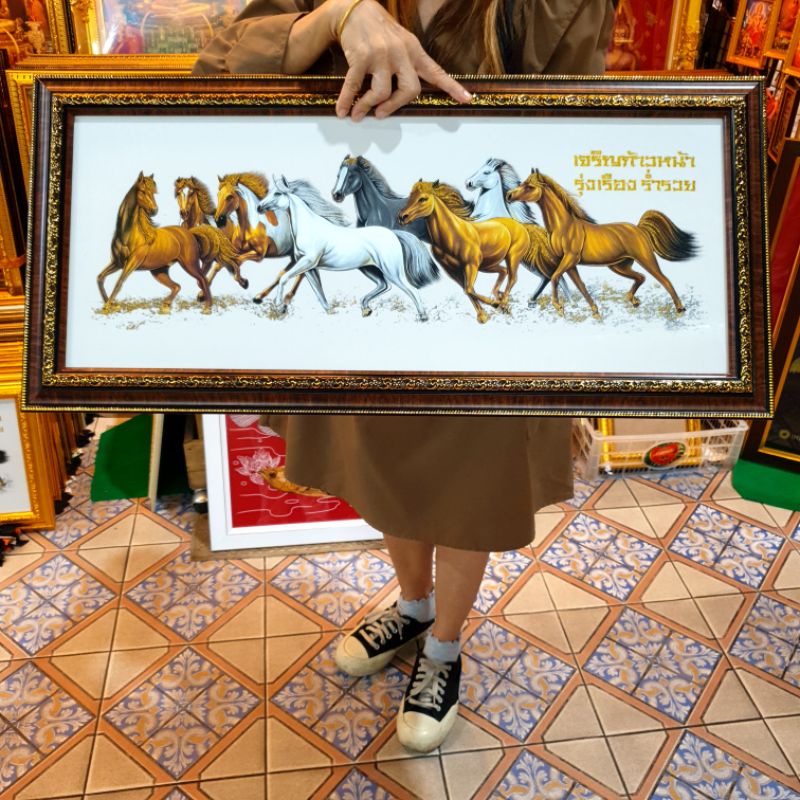 กรอบรูป ม้ามงคล ม้าวิ่ง ม้า 8ตัว ม้าเสริมฮวงจุ้ย ติดภาพม้าที่ผนัง บ้าน ร้านค้า ออฟฟิต งานวิ่งเข้าตลอด มีโชคลาภ