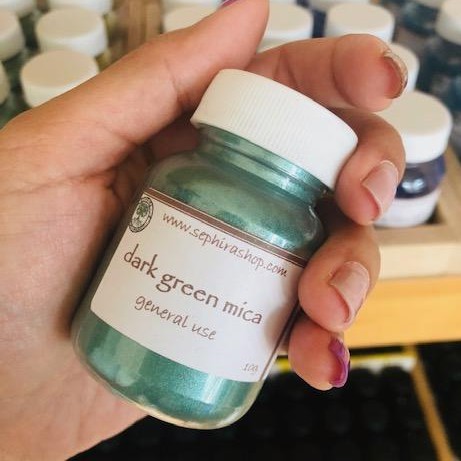 สีไมก้า สีเขียวเข้มDark Green Mica Pigment Cosmeticเกรดเครื่องสำอาง ใช้ทำสบู่ ทำลิป ทำเรซิ่น ทำเทียน