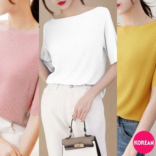 🎀Korean Fashion🎀เสื้อยืดแขนสั้น ผ้าไหมพรมร่อง คอกว้าง 3 สี ผ้ายืดได้เยอะ ใส่สบาย