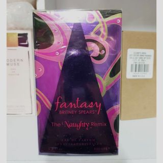 ritney Spears Fantasy Naughty Remix EDP 100ml. 
กล่องซีล 1390฿