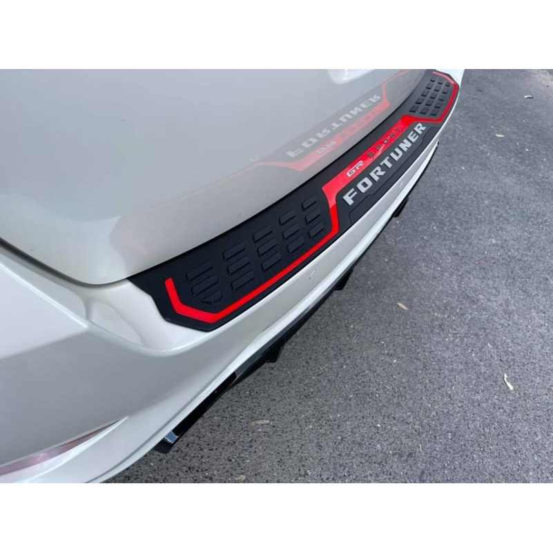 กันรอยท้าย FORTUNER GR SPORT รุ่นใหม่ ราคา ถูกที่สุด ดีลบีเคเค แกลเลอรีภาพที่ 3