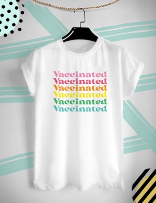 เสื้อยืดคู่รัก เสื้อยืดแขนสั้น เสื้อยืดวัคซีน โควิด ฉันฉีดวัคซีนแล้ว Im Vaccinated ใส่สบาย ไม่ยืด ไม่ย้วย