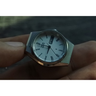 นาฬิกา Vintage มือสองญี่ปุ่น CITIZEN VEGAระบบQuartz ผู้หญิง ทรงกลม กรอบเงิน หน้าขาว หน้าปัด 27mm