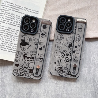 เคสไอโฟน 14 Pro Max/14Plus โทรศัพท์มือถือ ลายการ์ตูนหมีพูห์ พร้อมสายรัดข้อมือ สําหรับ 13 12 11 ProMax