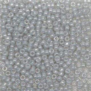 Miyuki Seed Bead 11/0 Ceylon (RR526). 10 กรัม / แพ็ค