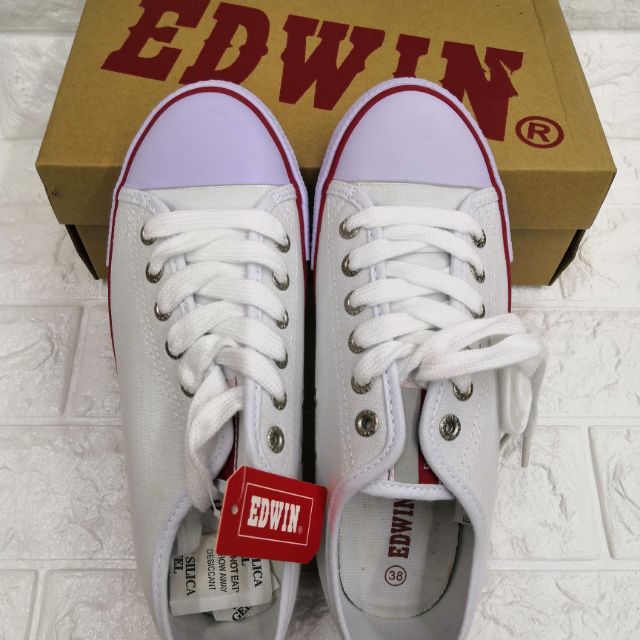 WHITE SCHOOL SHOE / PENGHABISAN KASUT SEKOLAH PUTIH . EDWIN EW202