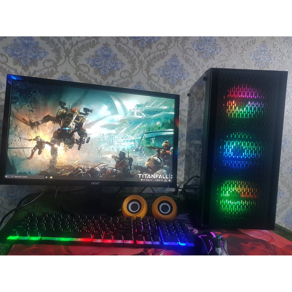 คอม i5 Gen 4 RAM: 8 G SSD: 240 VGA : RX470 4G พร้อมจอ20นิ้ว