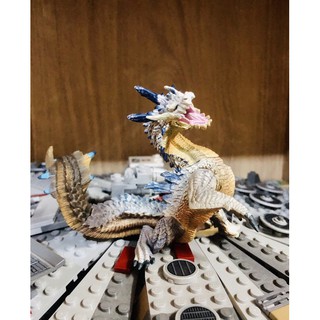 Monster Hunter Vol 4 3.5" Ivory Lagiacrus Figure Builder Standard Model Plus