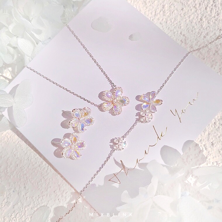 เซ็ต สร้อยคอ , สร้อยข้อมือ , ต่างหู เงินแท้ 92.5% ส่งฟรี EMS ♡ รุ่น Floral ♡