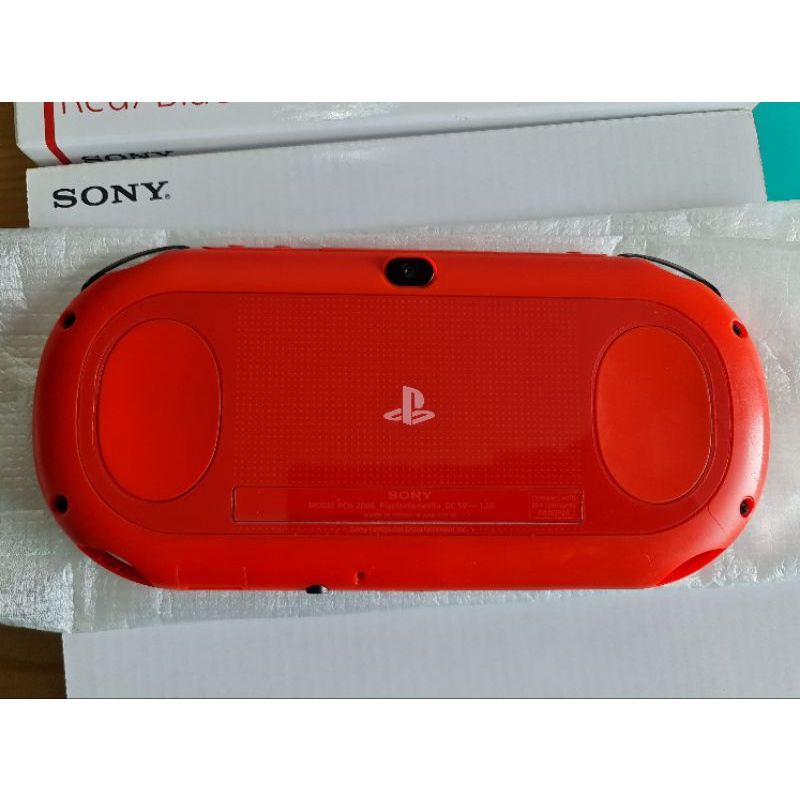 PS Vita 2000 สภาพใช้งาน แปลงแล้ว Mem 128Gb ลดราคาด่วนๆ สภาพดี90 ครบ