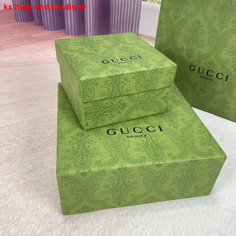 kx high-end boutiqueGUCCI/Gucci original ลิปสติกน้ำหอมสีเขียว gift box powder cake box gift bag tote bag