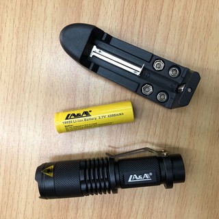 ไฟฉาย Rechargeable Flashlight LA&amp;A-T6-8404