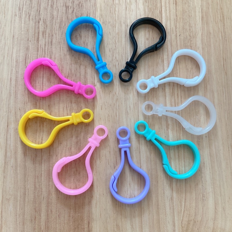 Y033 ตะขอพลาสติกขนาด 5 cm ตะขอคล้องพวงกุญแจ