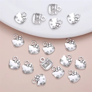 50 ชิ้น/เซ็ตที่ละเอียดอ่อน Lovly Hello Kitty อุปกรณ์เสริม Charm สําหรับผู้หญิงส่วนบุคคล DIY เครื่องประดับทําสร้อยคอจี้
