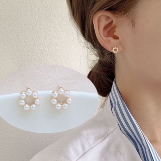 ต่างหูมุกมินิมอล • Minimal Earring