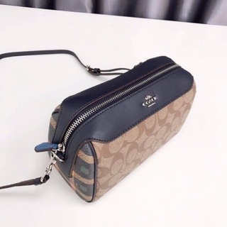 กระเป๋าสะพายข้างCoachแท้