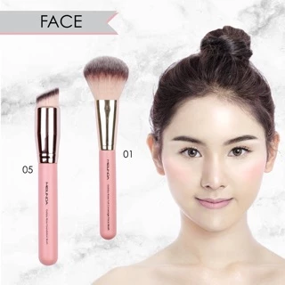 แปรงแต่งหน้าด้ามชมพู MeiLinda Gatsby Rose Brush