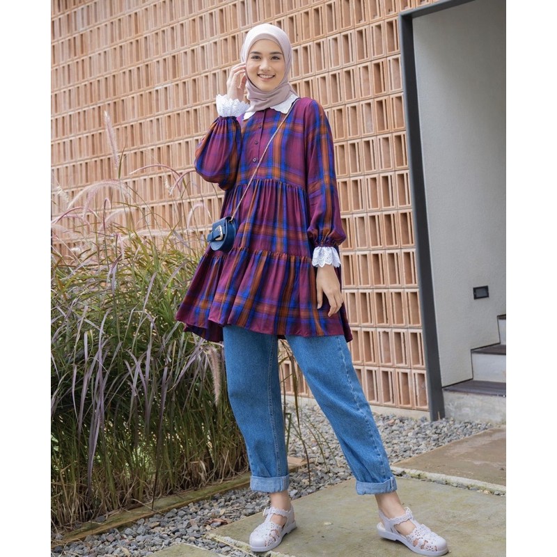 Audre Plaid Burgundy Haideeorlin