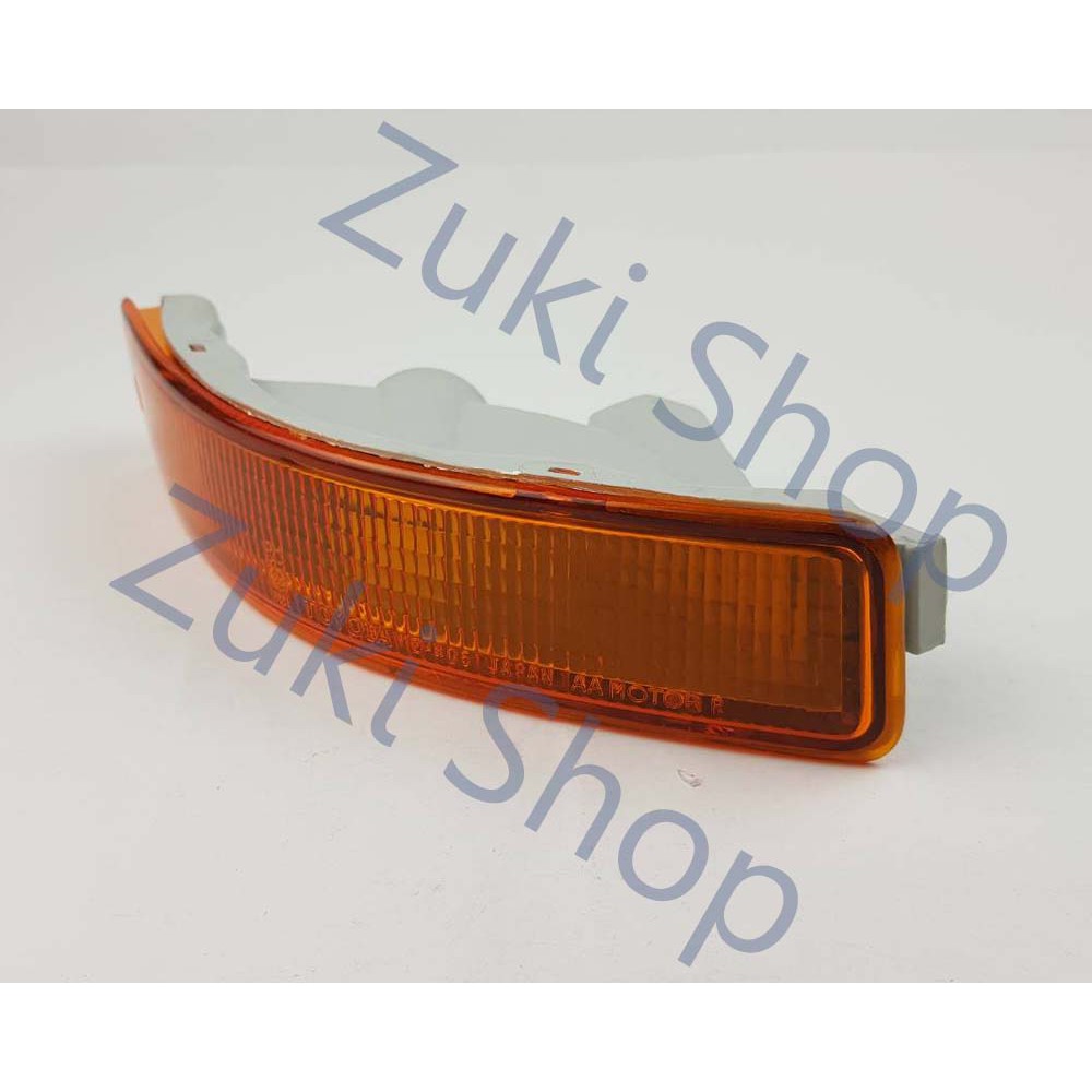 ไฟหรี่กันชน ไฟหรี่ในกันชนหน้า ไฟกันชน Bumper Light หน้า ขวา สำหรับ 94-00 Toyota Corolla AE100 AE101 