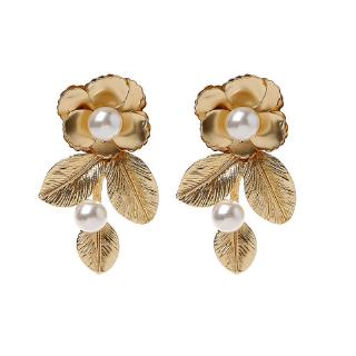 YOI* Luxury Gold Tone Baroque Pearl Leaf Flower Royal Earrings Wedding Bridal Jewelry