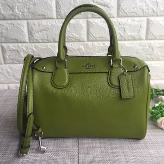 Sale Coach หมอน 9นิ้วพร้อมส่ง 1ใบเท่านั้น