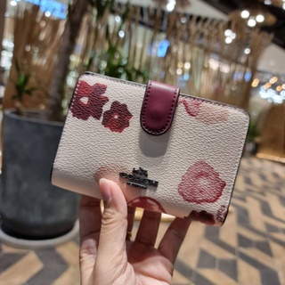 ส่งฟรี🔥 กระเป๋าสตางค์ ใบสั้น Coach แท้💯 สีแดง ชมพู กระเป๋าเงิน ผู้หญิง กระเป๋าตัง